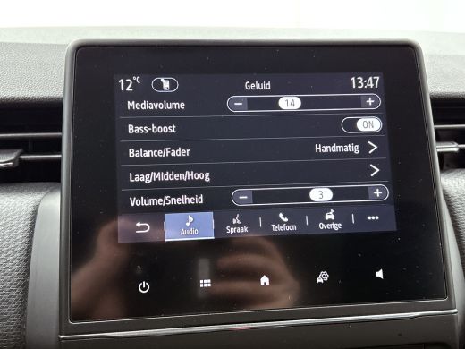 Renault Clio 1.0 TCe 5Drs. 6 Versn. Zen uitvoering / Airco / Navigatie / Radio multimedia / Led verlichting / ActivLease financial lease