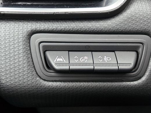 Renault Clio 1.0 TCe 5Drs. 6 Versn. Zen uitvoering / Airco / Navigatie / Radio multimedia / Led verlichting / ActivLease financial lease