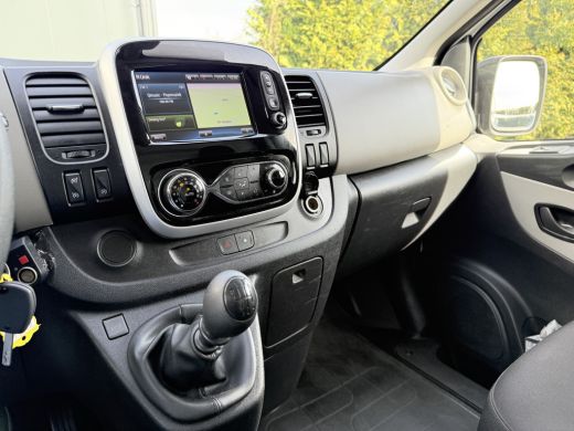 Renault Trafic 1.6 dCi 126 PK / L1H1 / 1e EIG. MOOIE BUS / ECC AIRCO / CRUISE / TREKHAAK / NAVI / CAMERA ActivLease financial lease