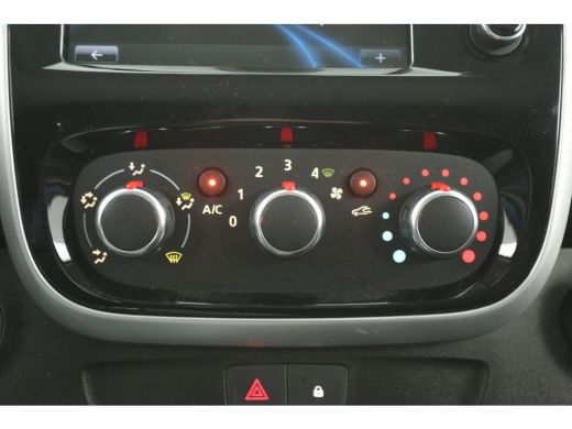 Renault Trafic 2.0 dCi 145PK L1H1 | Aut. | Airco | Camera | Cruise | Navi | Parkeersens. | LED ActivLease financial lease