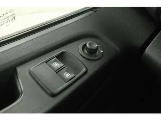 Renault Trafic 2.0 dCi 145PK L1H1 | Aut. | Airco | Camera | Cruise | Navi | Parkeersens. | LED ActivLease financial lease