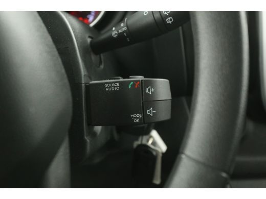 Renault Trafic 2.0 dCi 145PK L1H1 | Aut. | Airco | Camera | Cruise | Navi | Parkeersens. | LED ActivLease financial lease