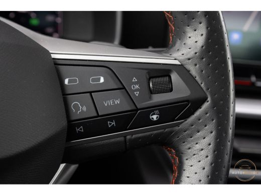 Seat Leon 1.4 TSI eHybrid PHEV FR PANO STOELVERWARMING SFEERVERLICHTING ActivLease financial lease