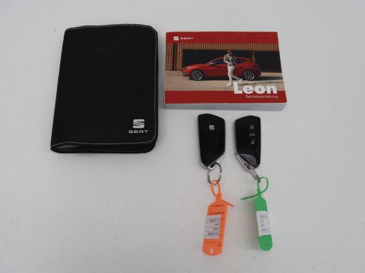 Seat Leon Sportstourer 1.4 TSI eHybrid PHEV FR | SOH 99% | Stoel & stuurverwarming | Virtual Cockpit | Carp... ActivLease financial lease