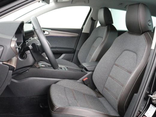 Seat Leon Sportstourer 1.4 TSI eHybrid PHEV FR | SOH 99% | Stoel & stuurverwarming | Virtual Cockpit | Carp... ActivLease financial lease