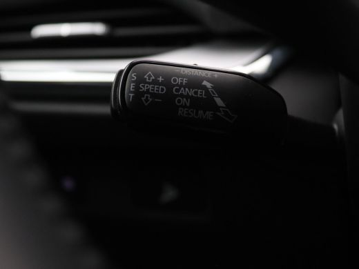 Skoda Enyaq iV 60 Selection 170PK Aut. Warmtepomp, Achteruitrijcamera, Keyless, Adaptieve Cruise Control, Side A... ActivLease financial lease