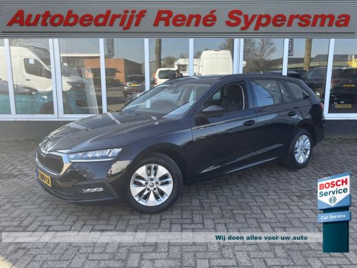 Skoda Octavia Combi 1.0 e-TSI Business Edition | Sfeerverlichting | Parkeersensoren | Apple Carplay | Lane Assist