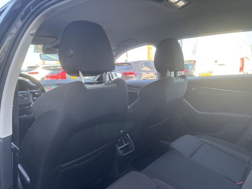 Skoda Octavia Combi 1.0 e-TSI Business Edition | Sfeerverlichting | Parkeersensoren | Apple Carplay | Lane Assist ActivLease financial lease