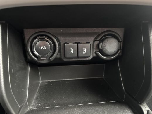 Suzuki Swift 1.2 Select Smart Hybrid Automaat | GEEN AFLEVERKOSTEN | Apple Carplay & Android Auto | Parkeersen... ActivLease financial lease