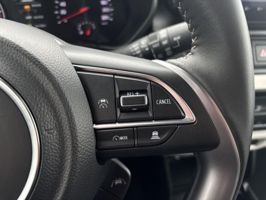 Suzuki Swift 1.2 Select Smart Hybrid Automaat | GEEN AFLEVERKOSTEN | Apple Carplay & Android Auto | Parkeersen... ActivLease financial lease