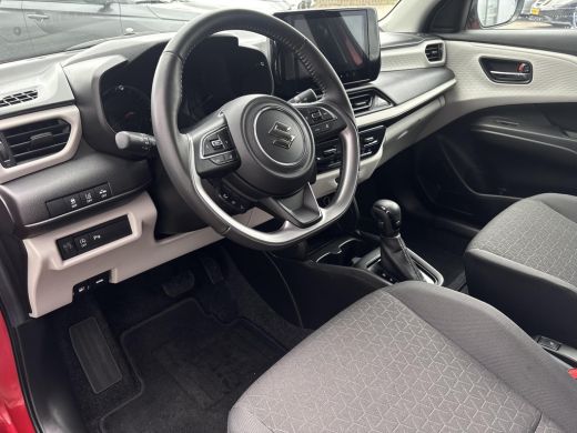 Suzuki Swift 1.2 Select Smart Hybrid Automaat | GEEN AFLEVERKOSTEN | Apple Carplay & Android Auto | Parkeersen... ActivLease financial lease