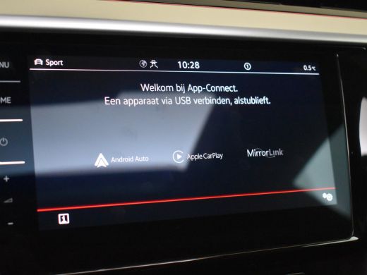 Volkswagen Arteon R-Line Business+ eHybrid 218pk | Trekhaak | Head up display | Panorama dak | 360 camera  | Ledere... ActivLease financial lease