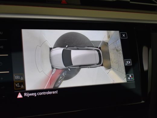 Volkswagen Arteon R-Line Business+ eHybrid 218pk | Trekhaak | Head up display | Panorama dak | 360 camera  | Ledere... ActivLease financial lease