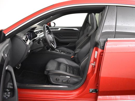 Volkswagen Arteon R-Line Business+ eHybrid 218pk | Trekhaak | Head up display | Panorama dak | 360 camera  | Ledere... ActivLease financial lease