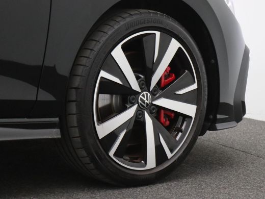 Volkswagen Golf 1.5 eHybrid GTE 272PK DSG SOH 100%, Pano-Schuifdak, Trekhaak, Black Style, Leder, 360gr. Camera, ... ActivLease financial lease
