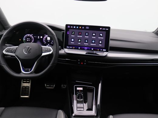 Volkswagen Golf 1.5 eHybrid GTE 272PK DSG SOH 100%, Pano-Schuifdak, Trekhaak, Black Style, Leder, 360gr. Camera, ... ActivLease financial lease