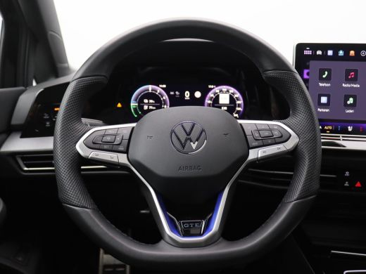 Volkswagen Golf 1.5 eHybrid GTE 272PK DSG SOH 100%, Pano-Schuifdak, Trekhaak, Black Style, Leder, 360gr. Camera, ... ActivLease financial lease
