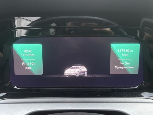 Volkswagen Golf 1.5 TSI Style | Trekhaak | Sfeerverlichting | Stoel & Stuurverwarming | Adaptieve Cruise ActivLease financial lease