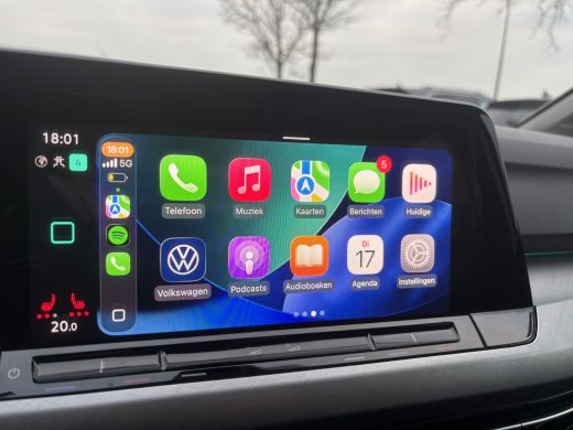 Volkswagen Golf 1.5 TSI Style | Trekhaak | Sfeerverlichting | Stoel & Stuurverwarming | Adaptieve Cruise ActivLease financial lease