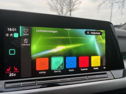 Volkswagen Golf 1.5 TSI Style | Trekhaak | Sfeerverlichting | Stoel & Stuurverwarming | Adaptieve Cruise ActivLease financial lease