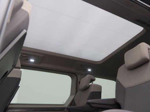 Volkswagen Multivan 1.4 eHybrid 218 Pk L2H1 Life Business 7 Persoons | Stoelverwarming | Camera | Climatronic | CarPl... ActivLease financial lease