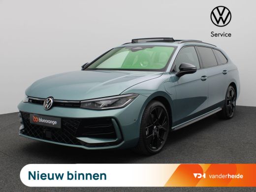 Volkswagen Passat Variant 1.5 eHybrid R-Line Edition 272PK DSG SOH 100%, Pano-Schuifdak, Trekhaak, Black Style, Led...
