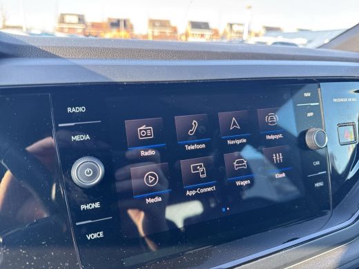 Volkswagen Polo 1.0 TSI R-Line | 95 pk | A-Camera | IQ. Light | Automaat | App Connect | Lane Assist | ActivLease financial lease