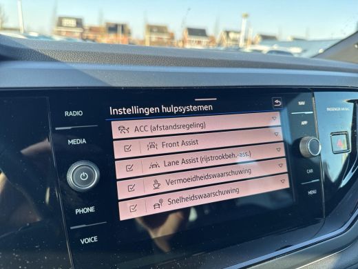 Volkswagen Polo 1.0 TSI R-Line | 95 pk | A-Camera | IQ. Light | Automaat | App Connect | Lane Assist | ActivLease financial lease