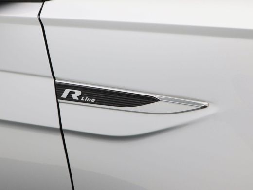 Volkswagen Polo 1.0 TSi R-Line | Adaptive Cruise | Climatronic | CarPlay | Parkeersensoren | Navigatie | 16 Inch ... ActivLease financial lease