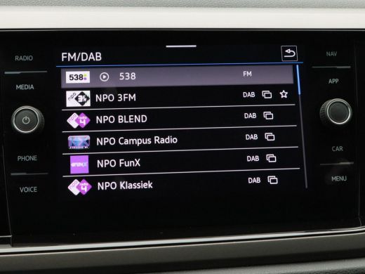 Volkswagen Polo 1.0 TSi R-Line | Adaptive Cruise | Climatronic | CarPlay | Parkeersensoren | Navigatie | 16 Inch ... ActivLease financial lease