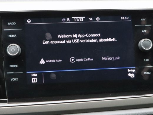 Volkswagen Polo 1.0 TSi R-Line | Adaptive Cruise | Climatronic | CarPlay | Parkeersensoren | Navigatie | 16 Inch ... ActivLease financial lease