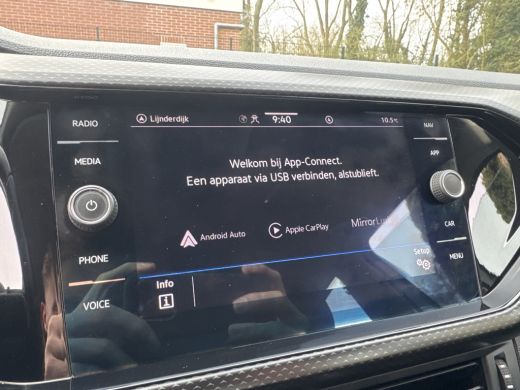 Volkswagen T-Cross 1.0 TSI 110PK LIFE CARPLAY/PDC/NAVIGATIE ActivLease financial lease