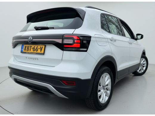 Volkswagen T-Cross 1.0 TSI 110PK LIFE CARPLAY/PDC/NAVIGATIE ActivLease financial lease