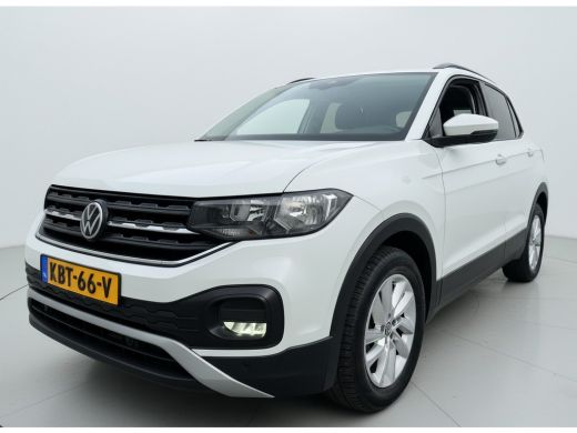 Volkswagen T-Cross 1.0 TSI 110PK LIFE CARPLAY/PDC/NAVIGATIE ActivLease financial lease