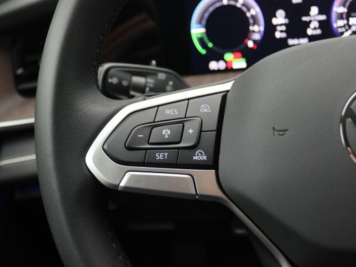 Volkswagen Tayron 1.5 eHybrid Elegance 204PK DSG Trekhaak, 20" LM Velgen, Matrix LED-Verlichting, Navi, Keyless, Si... ActivLease financial lease