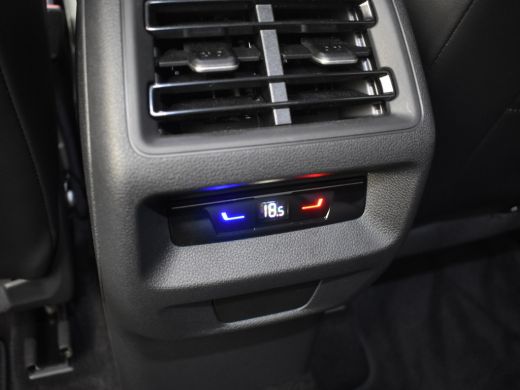 Volkswagen Tayron 1.5 eTSI Life Edition 7p. 150pk DSG/AUTO | Achteruitrijcamera | Dodehoek detectie | Apple Carplay... ActivLease financial lease