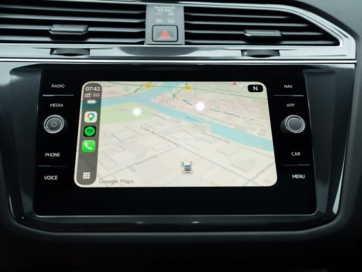 Volkswagen Tiguan 1.4 TSI eHybrid R-Line Business+ | Panodak | 360 Camera | Trekhaak wegkl. | Head Up | Prijs Rijkl... ActivLease financial lease