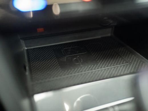 Volkswagen Tiguan 1.4 TSI eHybrid R-Line Business+ | Panodak | 360 Camera | Trekhaak wegkl. | Head Up | Prijs Rijkl... ActivLease financial lease