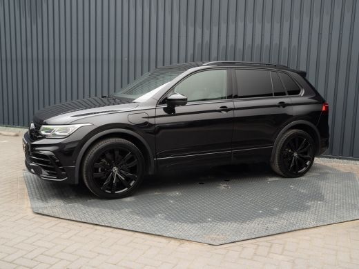 Volkswagen Tiguan 1.4 TSI eHybrid R-Line Business+ | Panodak | 360 Camera | Trekhaak wegkl. | Head Up | Prijs Rijkl... ActivLease financial lease