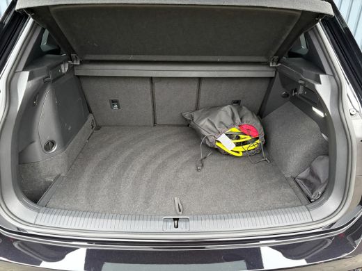 Volkswagen Tiguan 1.4 TSI eHybrid R-Line Business+ | Panodak | 360 Camera | Trekhaak wegkl. | Head Up | Prijs Rijkl... ActivLease financial lease