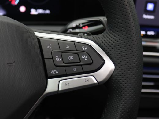 Volkswagen Tiguan 1.5 eHybrid R-Line Edition 272PK DSG Pano-Schuifdak, Black Style, Keyless, Navi via Apple Carplay... ActivLease financial lease