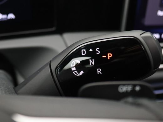 Volkswagen Tiguan 1.5 eHybrid R-Line Edition 272PK DSG Pano-Schuifdak, Black Style, Keyless, Navi via Apple Carplay... ActivLease financial lease