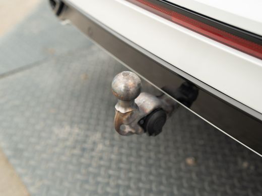 Volkswagen Tiguan 1.5 TSI R-Line Business+ | Trekhaak wegkl. | Head Up | Side Assist | IQ Light | Elk. A-klep | Pri... ActivLease financial lease