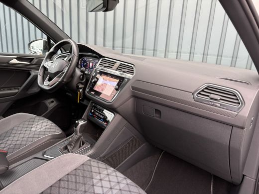 Volkswagen Tiguan 1.5 TSI R-Line Business+ | Trekhaak wegkl. | Head Up | Side Assist | IQ Light | Elk. A-klep | Pri... ActivLease financial lease