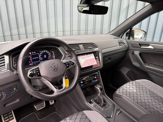 Volkswagen Tiguan 1.5 TSI R-Line Business+ | Trekhaak wegkl. | Head Up | Side Assist | IQ Light | Elk. A-klep | Pri... ActivLease financial lease