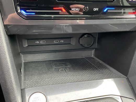 Volkswagen Tiguan Allspace 1.5 TSI R-Line 7p. Pano.dak Stoelverw. Carplay Business+ ActivLease financial lease