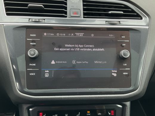 Volkswagen Tiguan Allspace 1.5 TSI R-Line 7p. Pano.dak Stoelverw. Carplay Business+ ActivLease financial lease