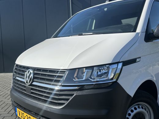 Volkswagen Transporter 2.0 TDI / L1H1 / 1e EIG. / CAMERA / CRUISE / AIRCO / ACHTERKLEP / APPLE CARPLAY / ANDROID AUTO ActivLease financial lease