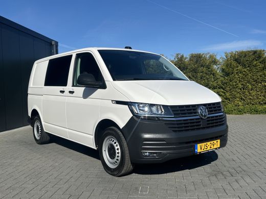 Volkswagen Transporter 2.0 TDI / L1H1 / 1e EIG. / CAMERA / CRUISE / AIRCO / ACHTERKLEP / APPLE CARPLAY / ANDROID AUTO ActivLease financial lease