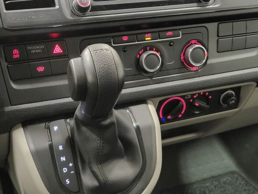 Volkswagen Transporter 2.0TDI L2/H2 8-Personenbus Automaat Euro 6! ActivLease financial lease
